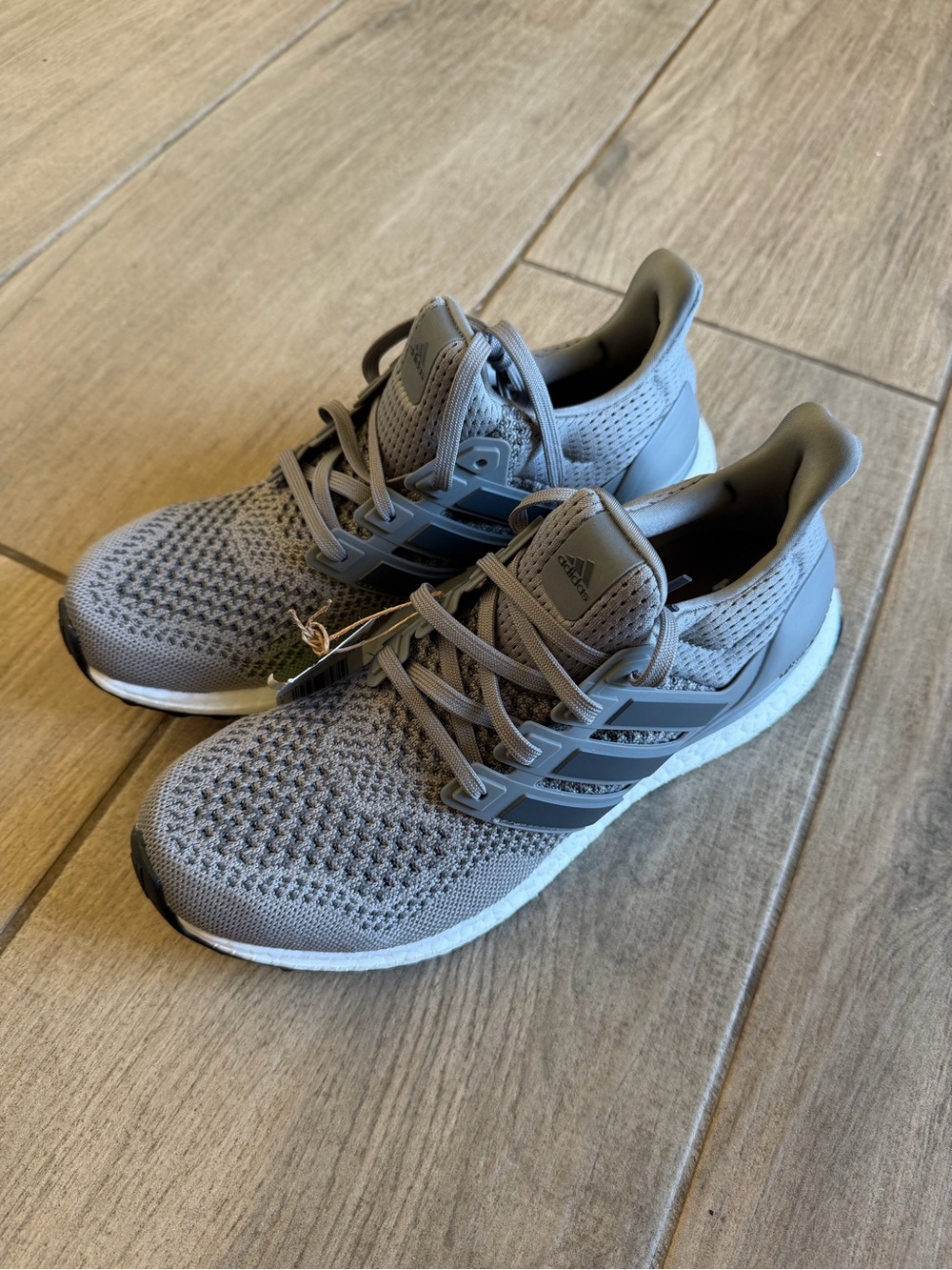 Adidas Ultraboost 1.0 ( no original box )